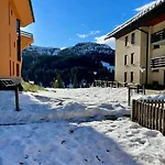 Guardabassi Collection - Chalet Campiglio Mountain View
